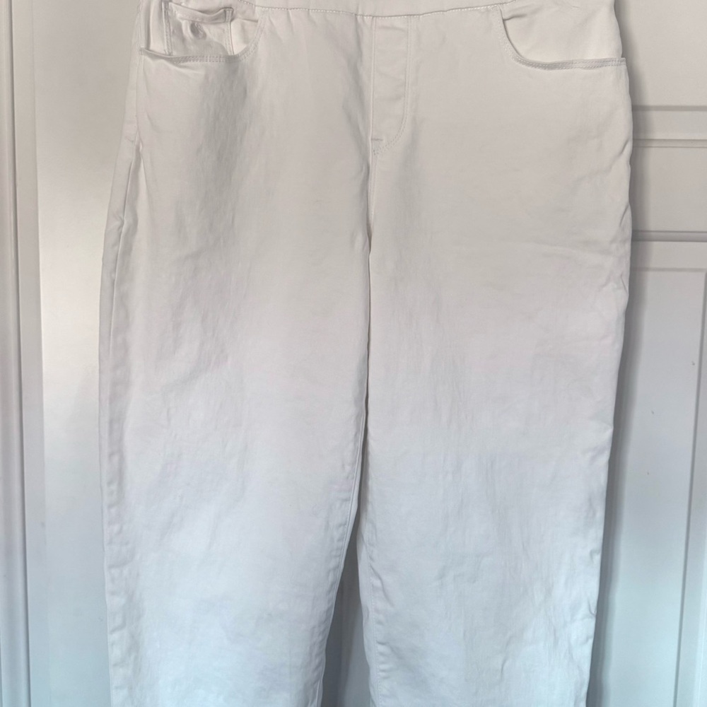 Gloria Vanderbilt Women's White Cropped Pants